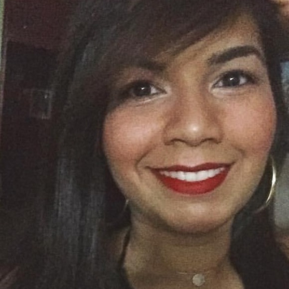 Meet your Posher, Nelly - Picture 1 of 1